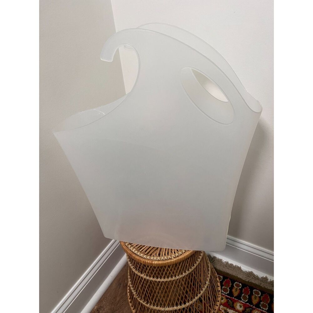 Rubbermaid Wrap N Craft Gift Bag Tote Organizer Holder